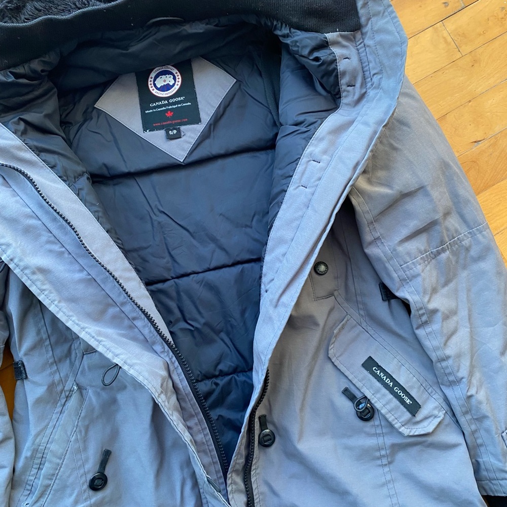 Grey Canada Goose Jacket - Picture 5 of 13